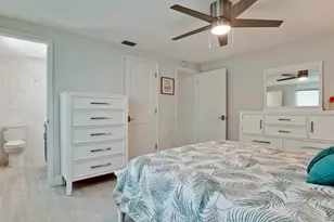 504 69th St, Bradenton Beach, FL 34217 - Photo 33