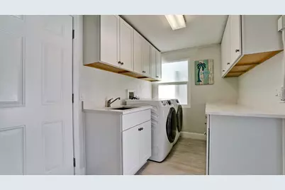 504 69th Street, Bradenton Beach, FL 34217 - Photo 29