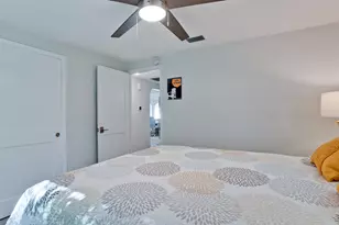 504 69th St, Bradenton Beach, FL 34217 - Photo 37