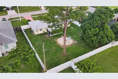 772 SE Thornhill Drive, Port Saint Lucie, FL 34983 - Photo 19