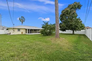 772 SE Thornhill Dr, Port Saint Lucie, FL 34983 - Photo 23