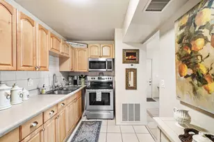 353 Lake Frances Dr, West Palm Beach, FL 33411 - Photo 9