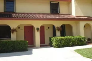 1627 Hawthorne Pl, Wellington, FL 33414 - Photo 5