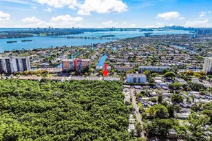 2461 NE 135th St, North Miami, FL 33181 - Photo 33