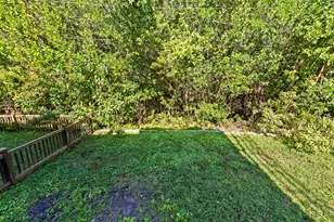 2461 NE 135th St, North Miami, FL 33181 - Photo 25