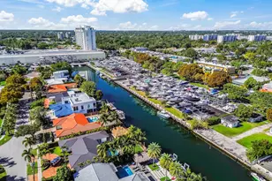 2461 NE 135th St, North Miami, FL 33181 - Photo 23