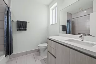2461 NE 135th St, North Miami, FL 33181 - Photo 15