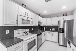 27 Southport Ln, Boynton Beach, FL 33436 - Photo 17
