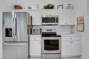 2235 Sapphire Cir, West Palm Beach, FL 33411 - Photo 21