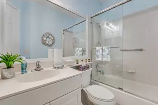 2235 Sapphire Cir, West Palm Beach, FL 33411 - Photo 35