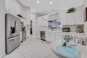 2235 Sapphire Cir, West Palm Beach, FL 33411 - Photo 19