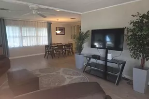 7871 SE Shenandoah Dr, Hobe Sound, FL 33455 - Photo 11