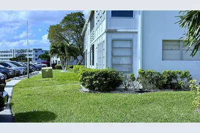 81 Markham E, Deerfield Beach, FL 33442 - Photo 41