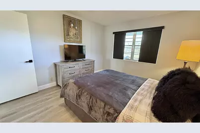 81 Markham E, Deerfield Beach, FL 33442 - Photo 23