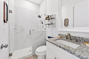 443 SE Dolphin Dr, Stuart, FL 34996 - Photo 15