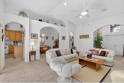 9436 Lago Drive, Boynton Beach, FL 33472 - Photo 7