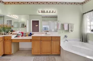 9436 Lago Dr, Boynton Beach, FL 33472 - Photo 21