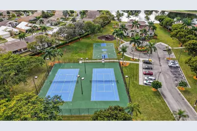 9436 Lago Drive, Boynton Beach, FL 33472 - Photo 53