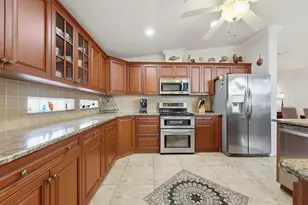 8121 9th Hole Dr, Port Saint Lucie, FL 34952 - Photo 15