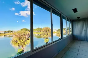 210 Somerset K, West Palm Beach, FL 33417 - Photo 9