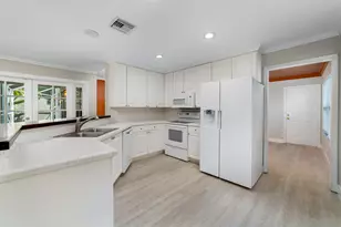 1148 Wild Cherry Ln, Wellington, FL 33414 - Photo 15