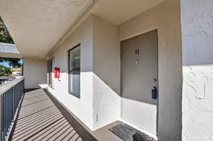 265 SE 10th St, Deerfield Beach, FL 33441 - Photo 7