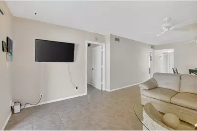 265 SE 10th Street #11c, Deerfield Beach, FL 33441 - Photo 13