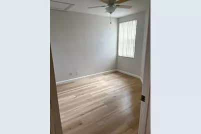 930 Summit Lake Drive, West Palm Beach, FL 33406 - Photo 13