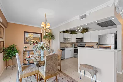 581 Mansfield N, Boca Raton, FL 33434 - Photo 9