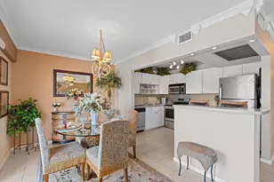 581 Mansfield N, Boca Raton, FL 33434 - Photo 9