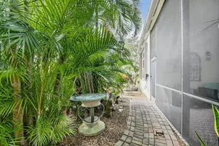 9842 Via Elegante, Wellington, FL 33411 - Photo 37