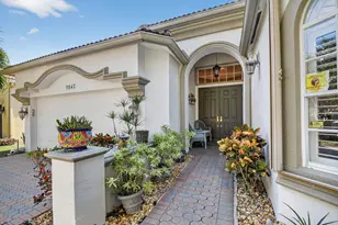 9842 Via Elegante, Wellington, FL 33411 - Photo 3