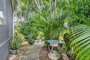 9842 Via Elegante, Wellington, FL 33411 - Photo 39