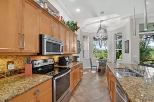 9842 Via Elegante, Wellington, FL 33411 - Photo 9
