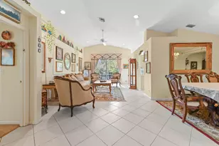 1718 Sawgrass Cir, Greenacres, FL 33413 - Photo 7