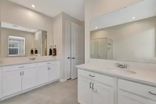 10721 SW Estella Ln, Port Saint Lucie, FL 34987 - Photo 17