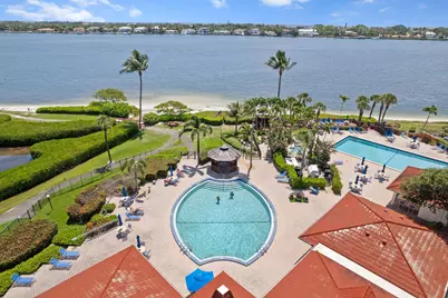 110 Half Moon Circle #D1, Hypoluxo, FL 33462 - Photo 3