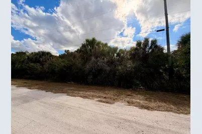 886 Robin Street SW, Palm Bay, FL 32908 - Photo 5