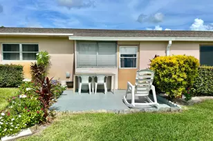 2567 Dudley Dr W, West Palm Beach, FL 33415 - Photo 17