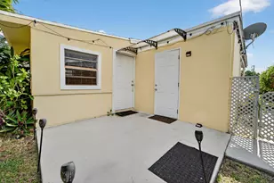 2105 Worthington Rd, West Palm Beach, FL 33409 - Photo 7