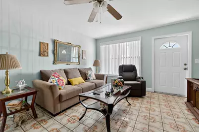 2105 Worthington Road, West Palm Beach, FL 33409 - Photo 9
