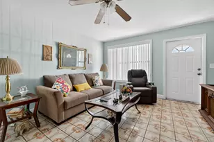 2105 Worthington Rd, West Palm Beach, FL 33409 - Photo 9
