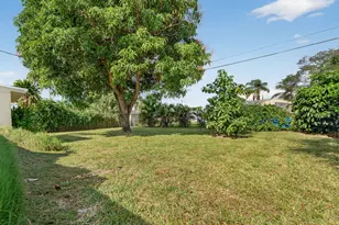 2105 Worthington Rd, West Palm Beach, FL 33409 - Photo 3