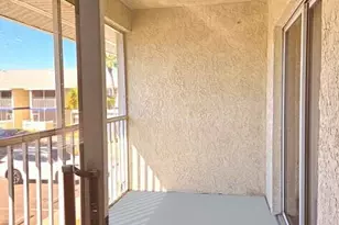 1524 SE Royal Green Cir, Port Saint Lucie, FL 34952 - Photo 27