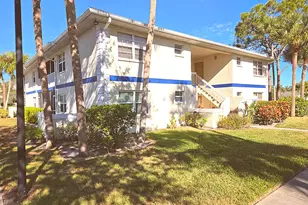 1524 SE Royal Green Cir, Port Saint Lucie, FL 34952 - Photo 1