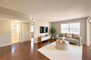 1524 SE Royal Green Cir, Port Saint Lucie, FL 34952 - Photo 9