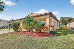3 Los Gatos Ln, Port Saint Lucie, FL 34952 - Photo 3