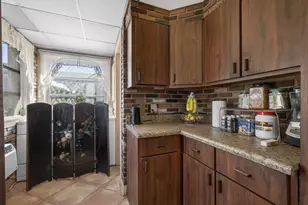 445 29th St, West Palm Beach, FL 33407 - Photo 17