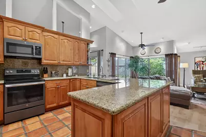 560 Juniper Place, Wellington, FL 33414 - Photo 35