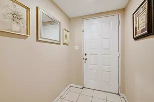 6698 10th Ave N, Lake Worth, FL 33467 - Photo 3
